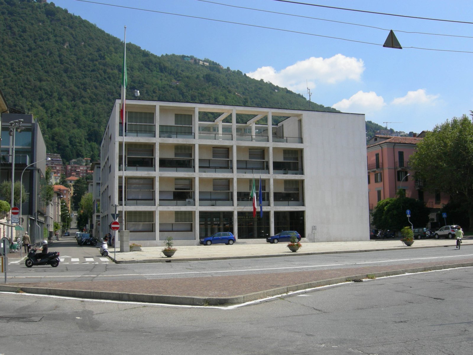 La Casa del Fascio di Terragni a Como, prima tappa della rotta tematica