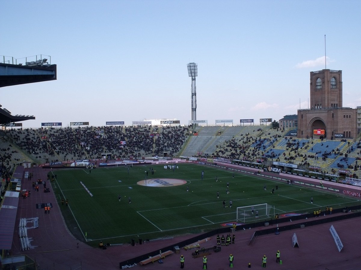 Lo Stadio Littoriale di Bologna, oggi Renato Dall'Ara, con la sua torre di Maratona in mattoni